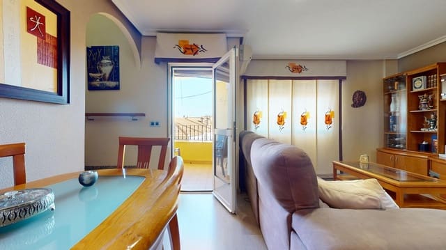 4 soveværelse Rækkehus til salg i Centro, Los Alcázares med garage - € 229.900 (Ref: 8385162)