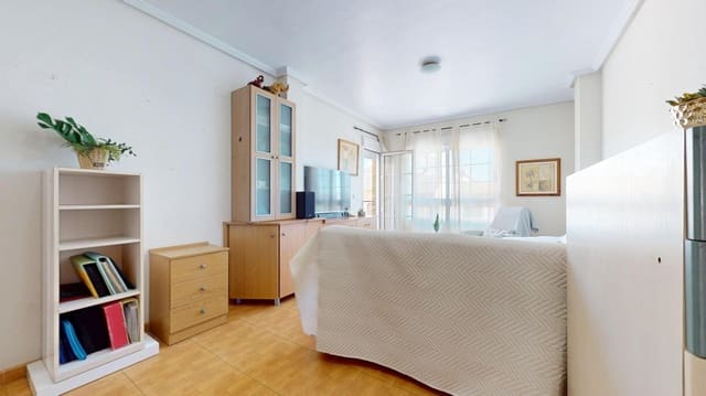 3 bedroom Apartment for sale in Los Alcázares with garage - € 148,900 (Ref: 8954470)