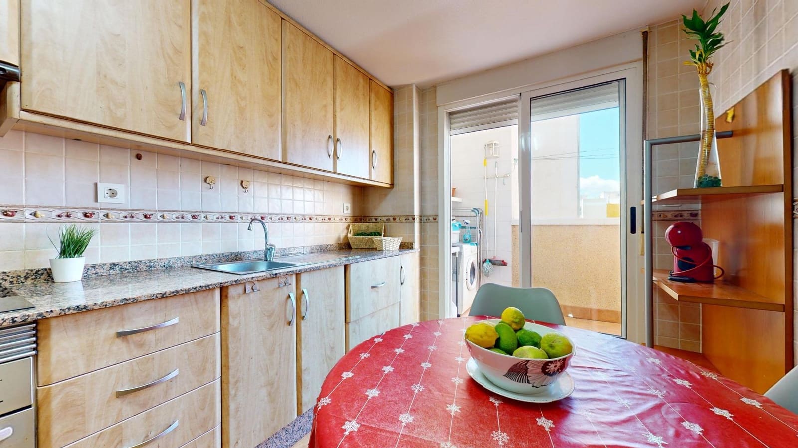 3 bedroom Apartment for sale in Los Alcazares with garage - € 148,900 (Ref: 8954470)