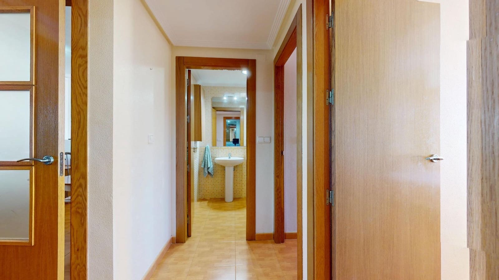 3 bedroom Apartment for sale in Los Alcazares with garage - € 148,900 (Ref: 8954470)