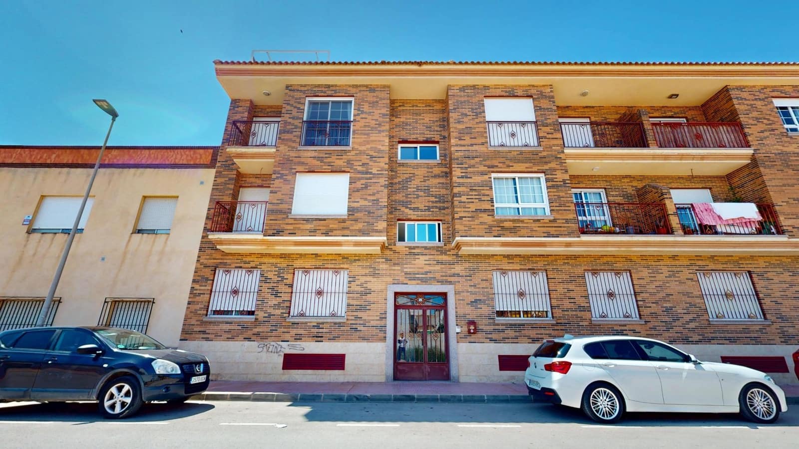 3 bedroom Apartment for sale in Los Alcazares with garage - € 148,900 (Ref: 8954470)