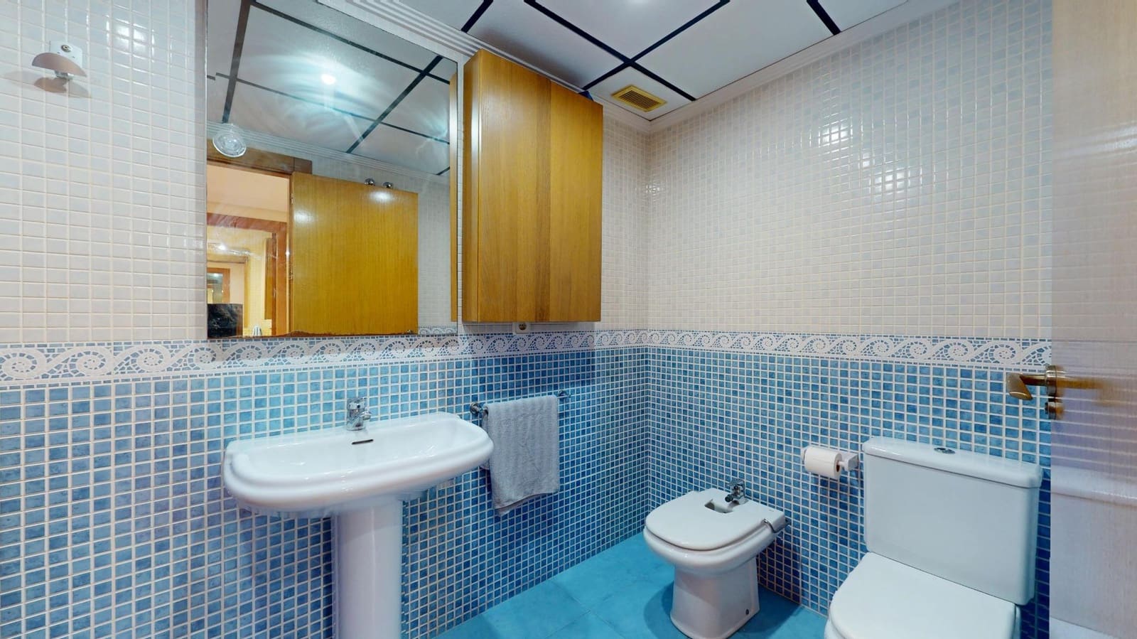 3 bedroom Apartment for sale in Los Alcazares with garage - € 148,900 (Ref: 8954470)