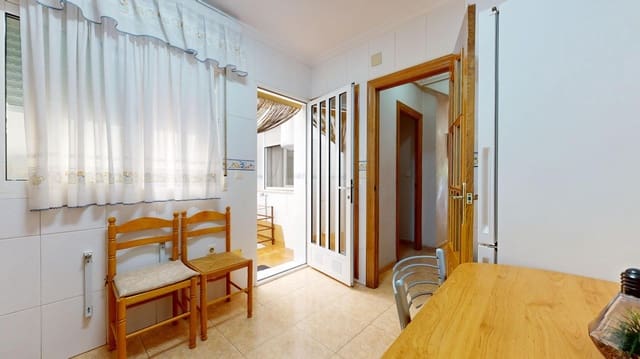 5 makuuhuone Rivitalo myytävänä paikassa San Pedro del Pinatar mukana 
autotalli - 179 000 € (Ref: 8988528)