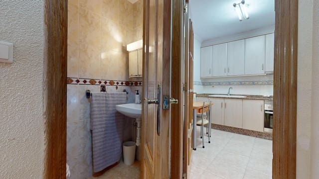 5 makuuhuone Rivitalo myytävänä paikassa San Pedro del Pinatar mukana 
autotalli - 179 000 € (Ref: 8988528)