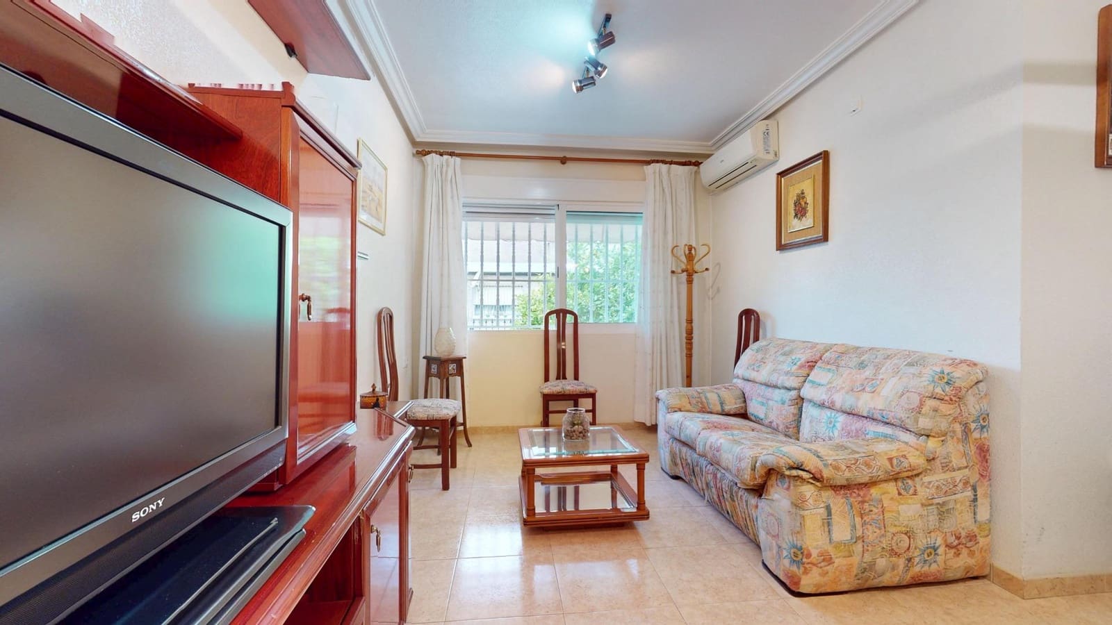 5 bedroom Terraced Villa for sale in San Pedro del Pinatar with garage - € 179,000 (Ref: 8988528)