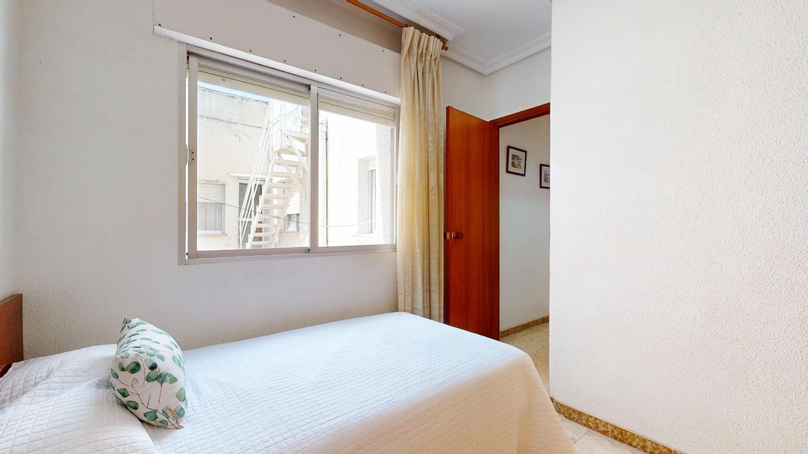 5 quarto Moradia em Banda para venda em San Pedro del Pinatar com garagem - 179 000 € (Ref: 8988528)