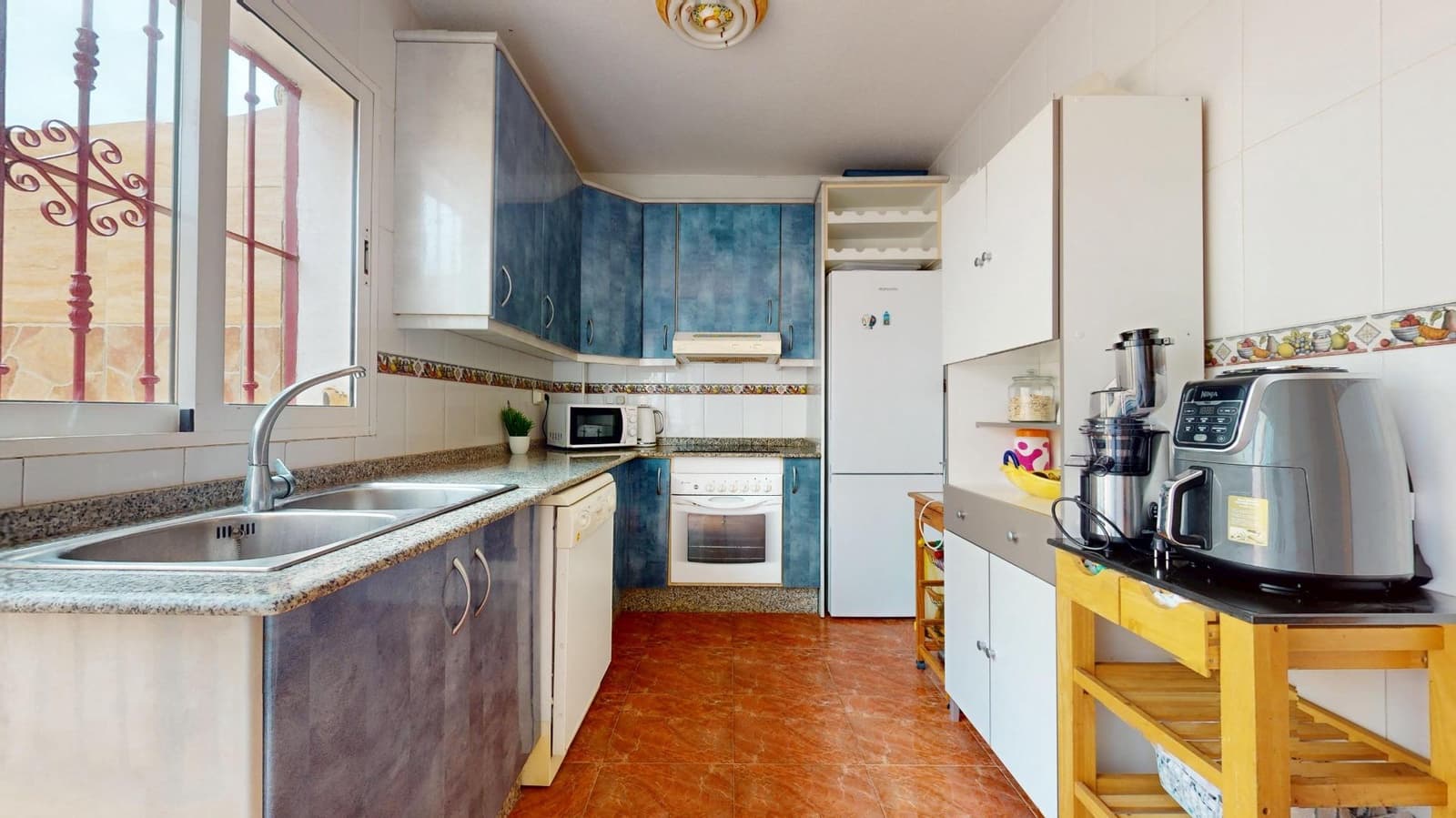 3 chambre Villa/Maison Mitoyenne à vendre à Torre de la Horadada avec piscine - 229 900 € (Ref: 8993761)