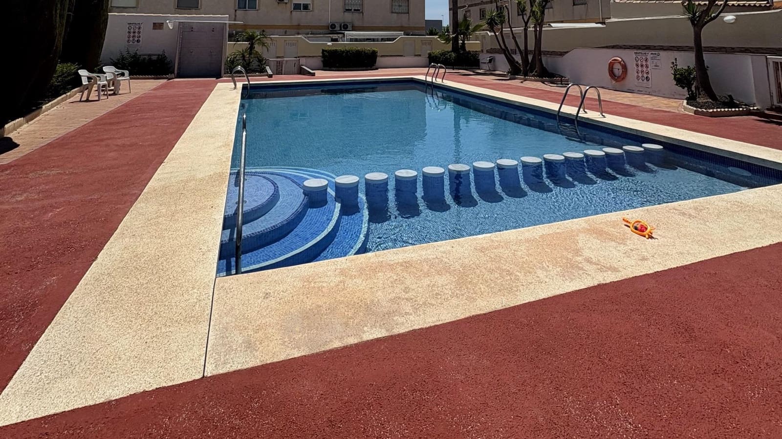 3 chambre Villa/Maison Mitoyenne à vendre à Torre de la Horadada avec piscine - 229 900 € (Ref: 8993761)