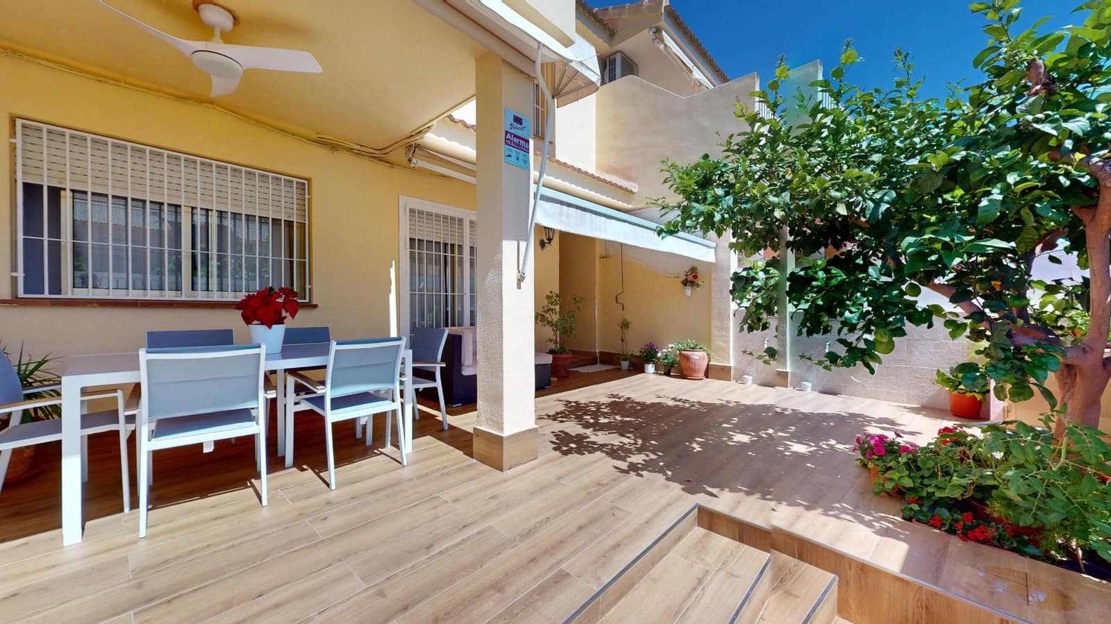 5 soveværelse Rækkehus til salg i San Pedro del Pinatar - € 266.000 (Ref: 9012787)