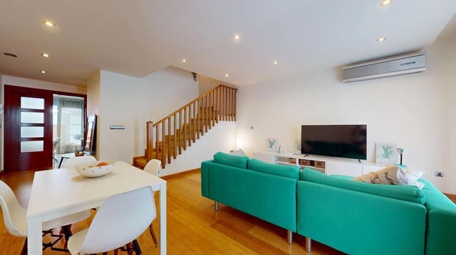 3 Zimmer Reihenhaus zu verkaufen in Pilar de la Horadada mit Pool Garage - 314.900 € (Ref: 9057579)