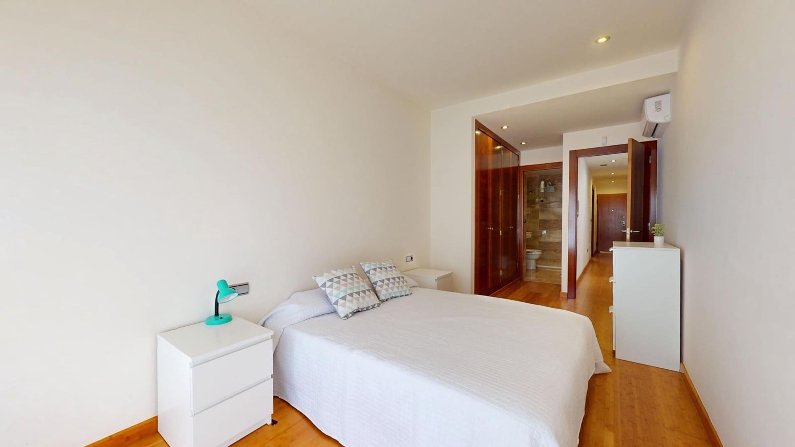 3 slaapkamer Rijtjeshuis te koop in Pilar de la Horadada met zwembad garage - € 304.900 (Ref: 9057579)