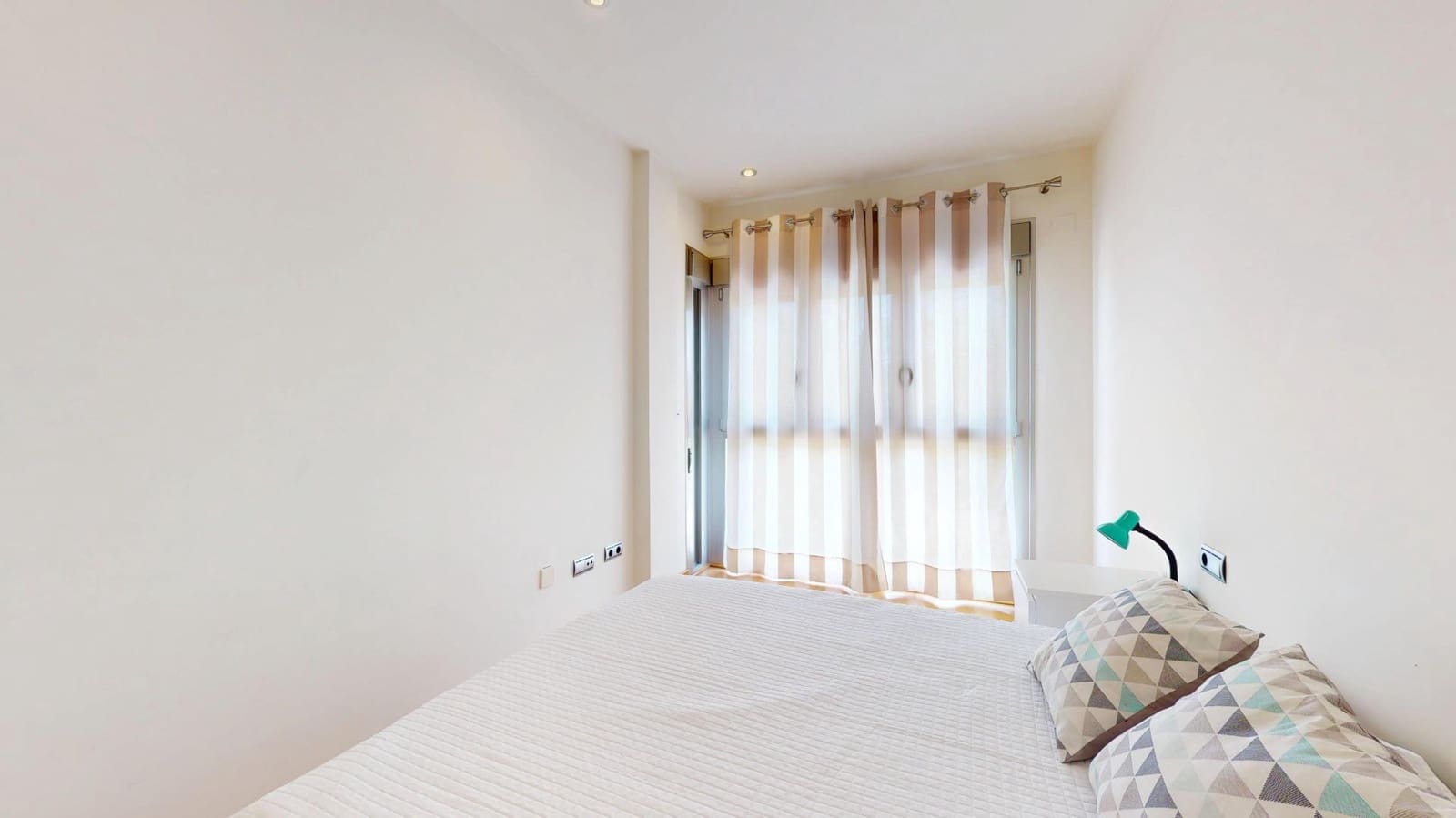 3 slaapkamer Rijtjeshuis te koop in Pilar de la Horadada met zwembad garage - € 304.900 (Ref: 9057579)