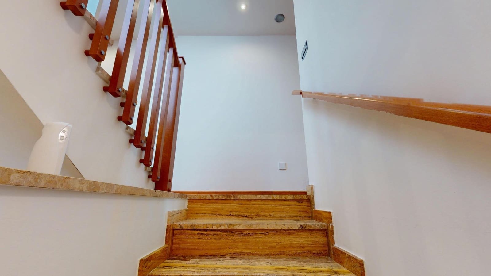 3 slaapkamer Rijtjeshuis te koop in Pilar de la Horadada met zwembad garage - € 304.900 (Ref: 9057579)