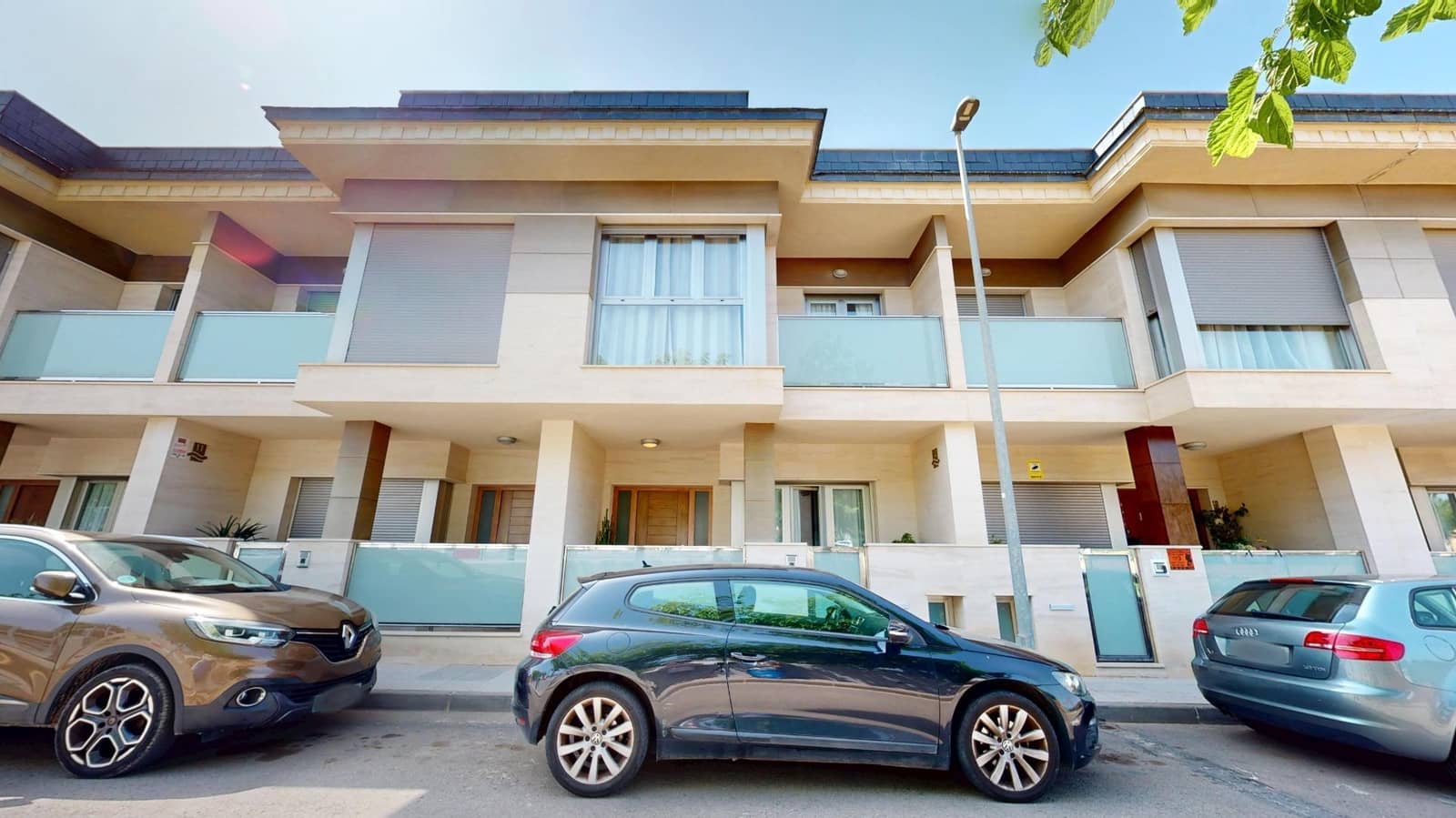 3 slaapkamer Rijtjeshuis te koop in Pilar de la Horadada met zwembad garage - € 304.900 (Ref: 9057579)