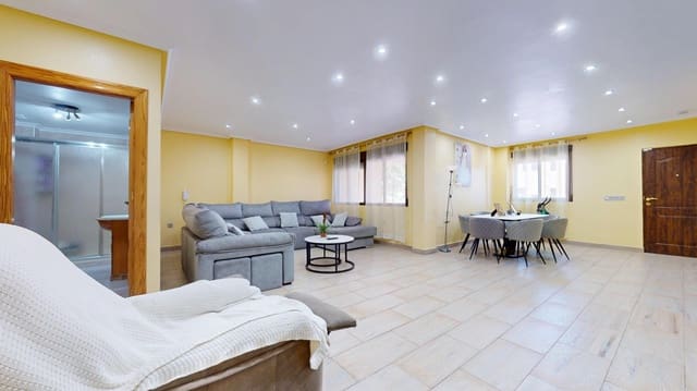 Adosado de 3 habitaciones en Pilar de la Horadada en venta - 319.900 € (Ref: 9129743)