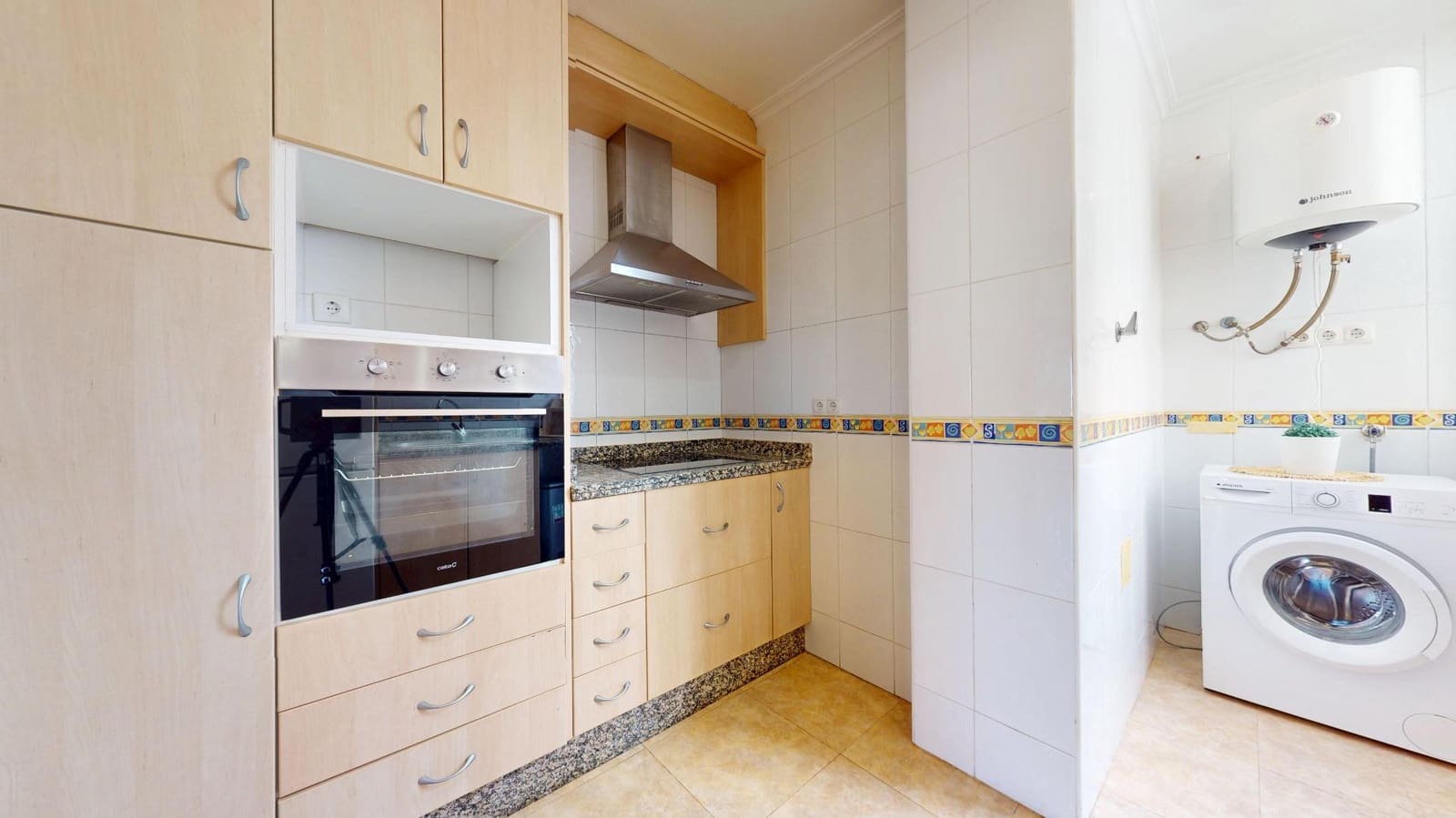 Ático de 2 habitaciones en Pilar de la Horadada en venta con garaje - 132.900 € (Ref: 9142883)