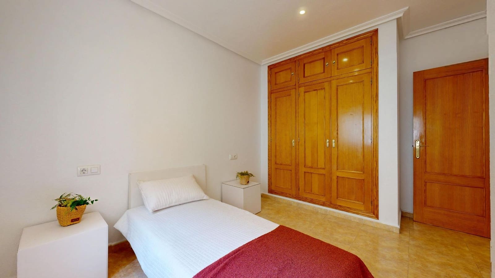 Ático de 2 habitaciones en Pilar de la Horadada en venta con garaje - 132.900 € (Ref: 9142883)