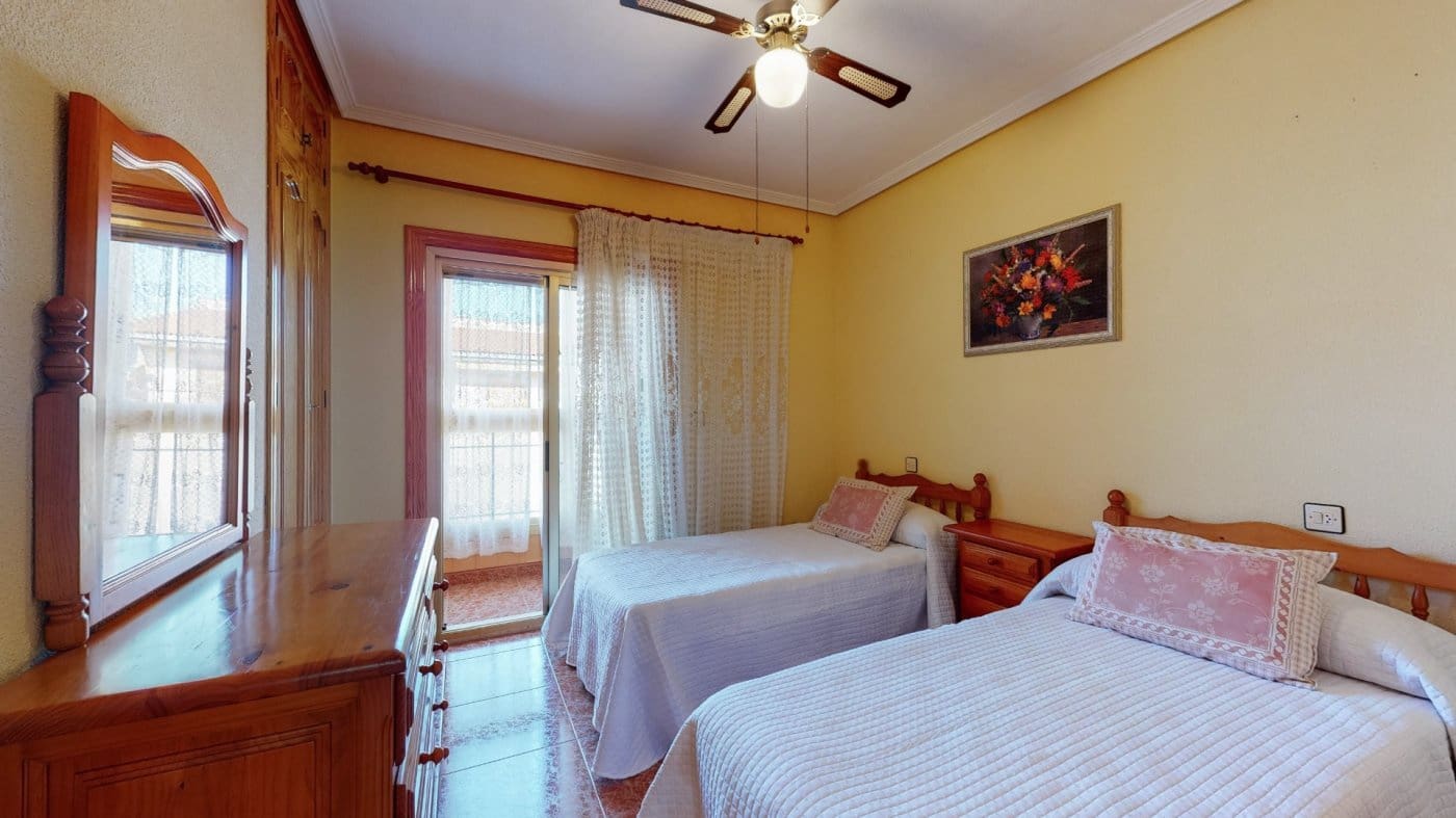 3 soveværelse Rækkehus til salg i Lo Pagan med garage - € 137.900 (Ref: 9262618)