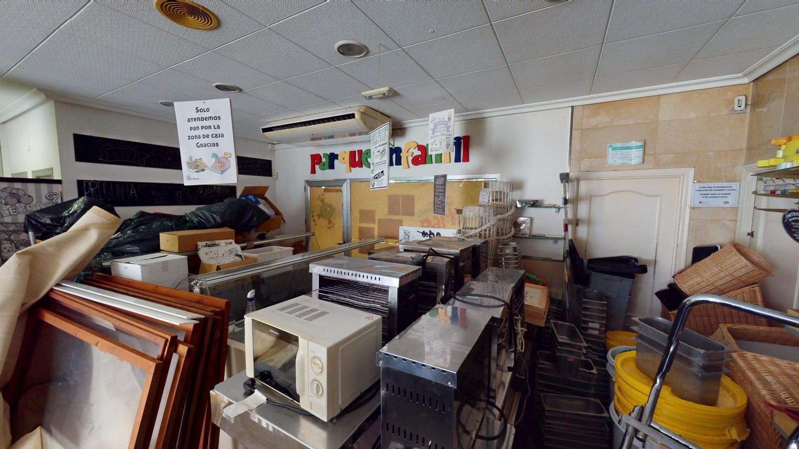 Commercial for sale in Los Cuarteros - € 280,900 (Ref: 9272618)
