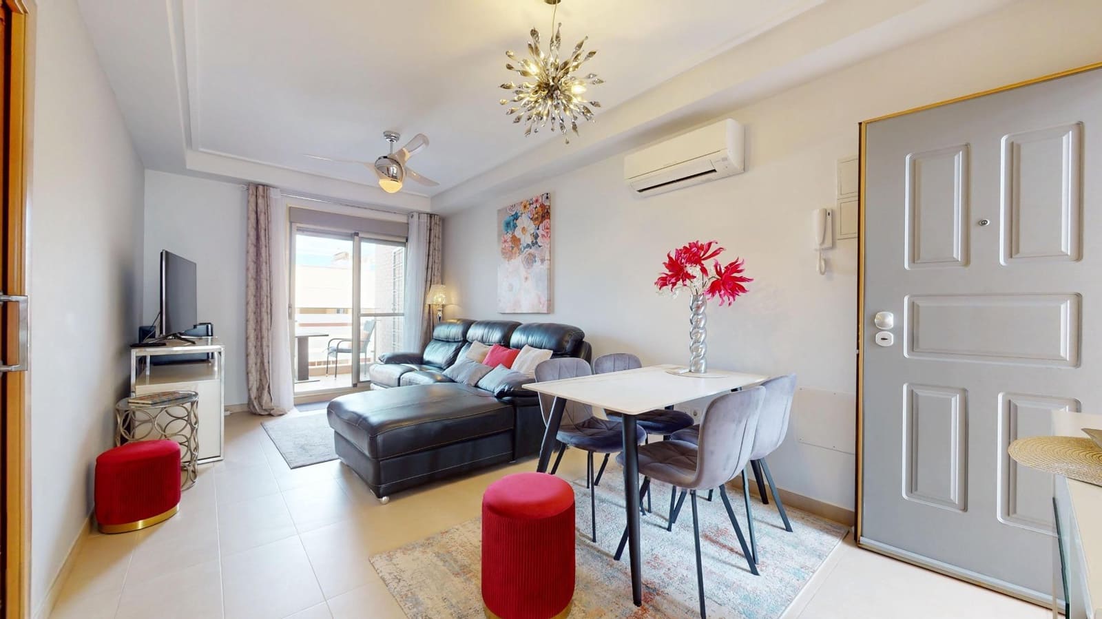 Ático de 2 habitaciones en Torre de la Horadada en venta con piscina - 279.000 € (Ref: 9272619)