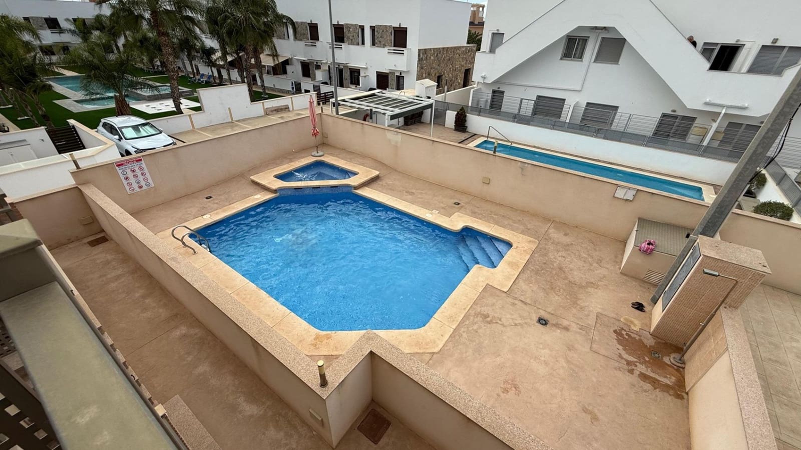 Ático de 2 habitaciones en Torre de la Horadada en venta con piscina - 279.000 € (Ref: 9272619)
