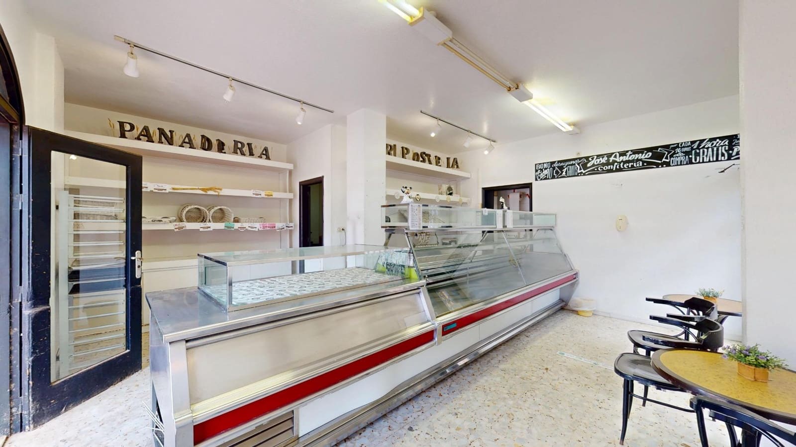 Commercial for sale in Lo Pagan - € 68,900 (Ref: 9276355)