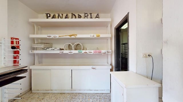 Comercial para venda em Lo Pagan, San Pedro del Pinatar - 68 900 € (Ref: 9276355)