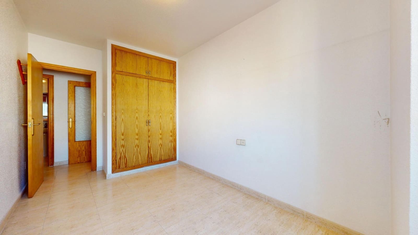 4 bedroom Flat for sale in Los Alcazares - € 149,900 (Ref: 9297256)