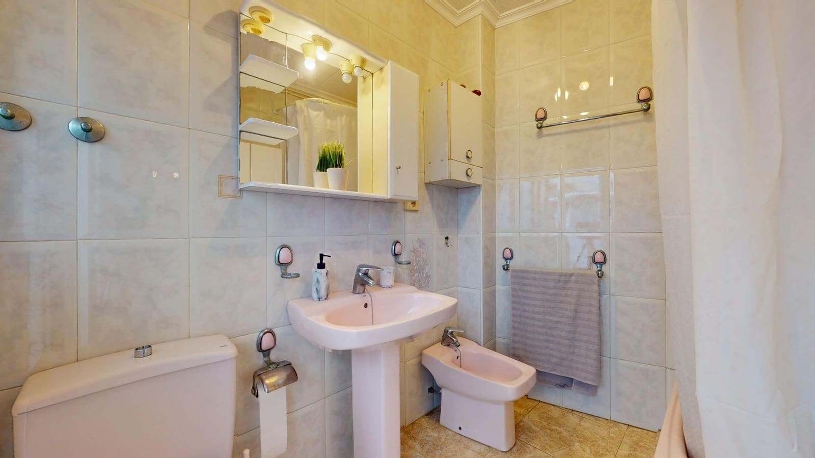 3 bedroom Apartment for sale in Lo Pagan with garage - € 110,000 (Ref: 9310912)