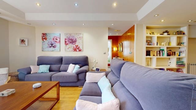 3 sovrum Lägenhet till salu i San Javier med pool - 299 900 € (Ref: 9347375)