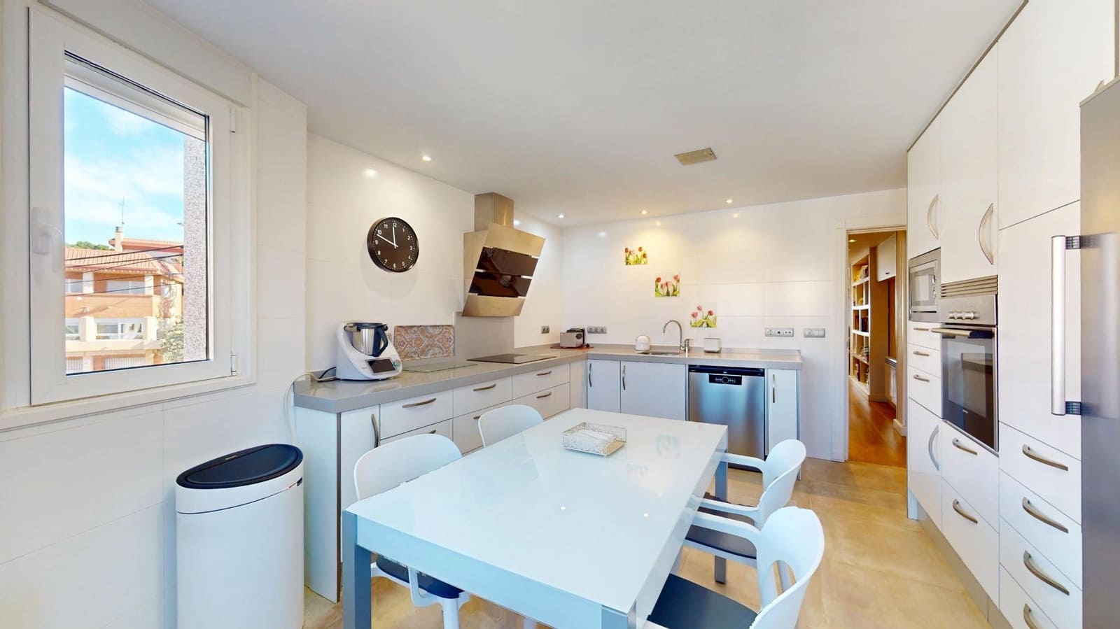 3 bedroom Apartment for sale in San Javier with pool - € 299,900 (Ref: 9347375)