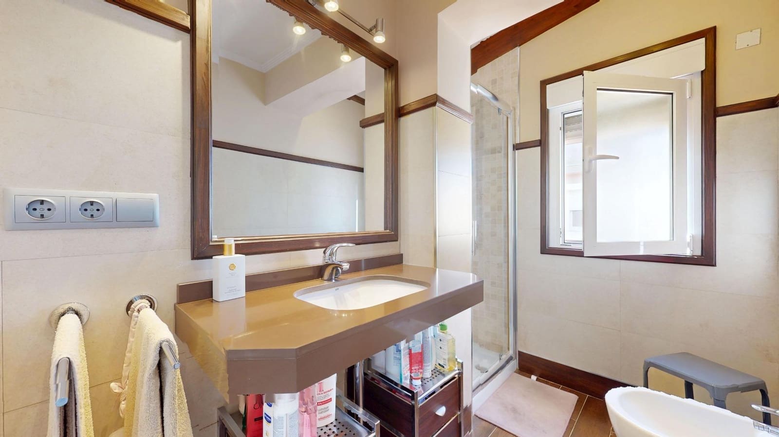 Apartamento de 3 habitaciones en San Javier en venta con piscina - 288.000 € (Ref: 9347375)