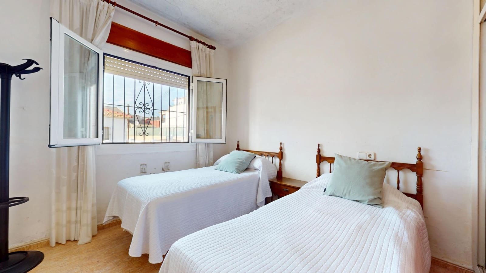 3 bedroom Bungalow for sale in Lo Pagan with garage - € 267,000 (Ref: 9347377)