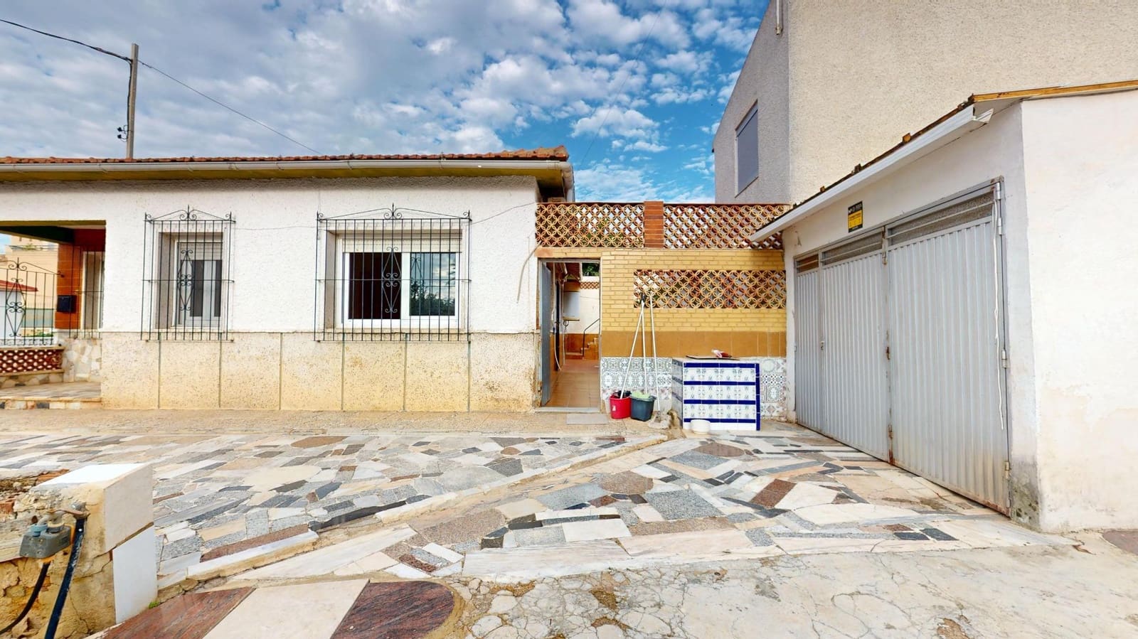 3 bedroom Bungalow for sale in Lo Pagan with garage - € 267,000 (Ref: 9347377)