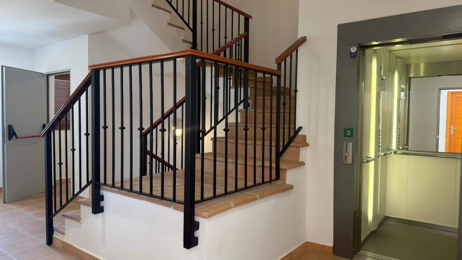 2 bedroom Apartment for sale in Banos y Mendigo with pool garage - € 138,000 (Ref: 9349586)