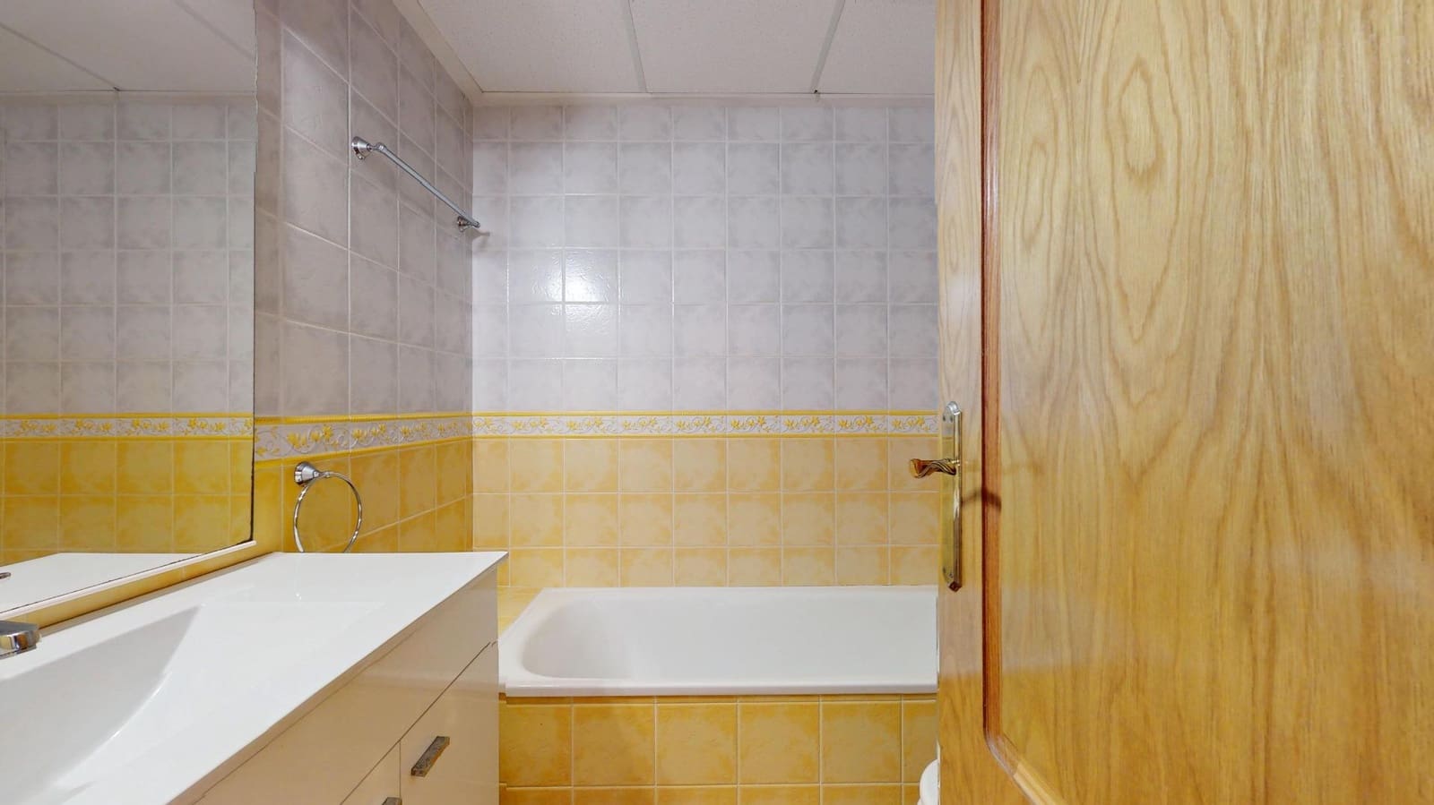 3 bedroom Apartment for sale in Los Cuarteros with pool garage - € 220,000 (Ref: 9353639)