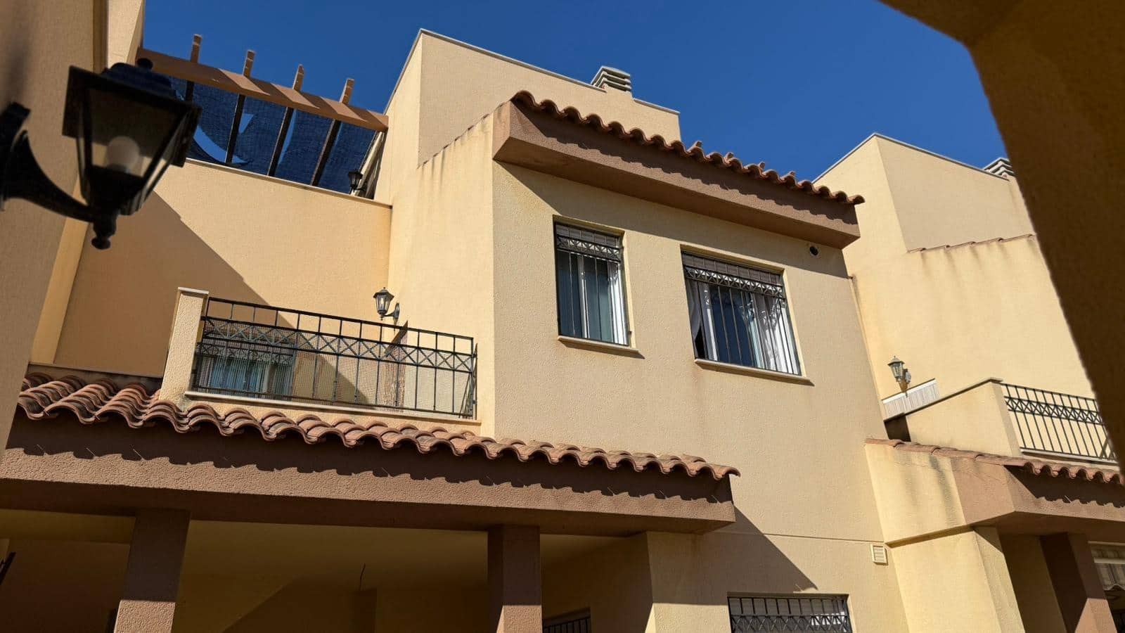 3 sypialnia Apartament na sprzedaż w Los Cuarteros z basenem garażem - 220 000 € (Ref: 9353639)