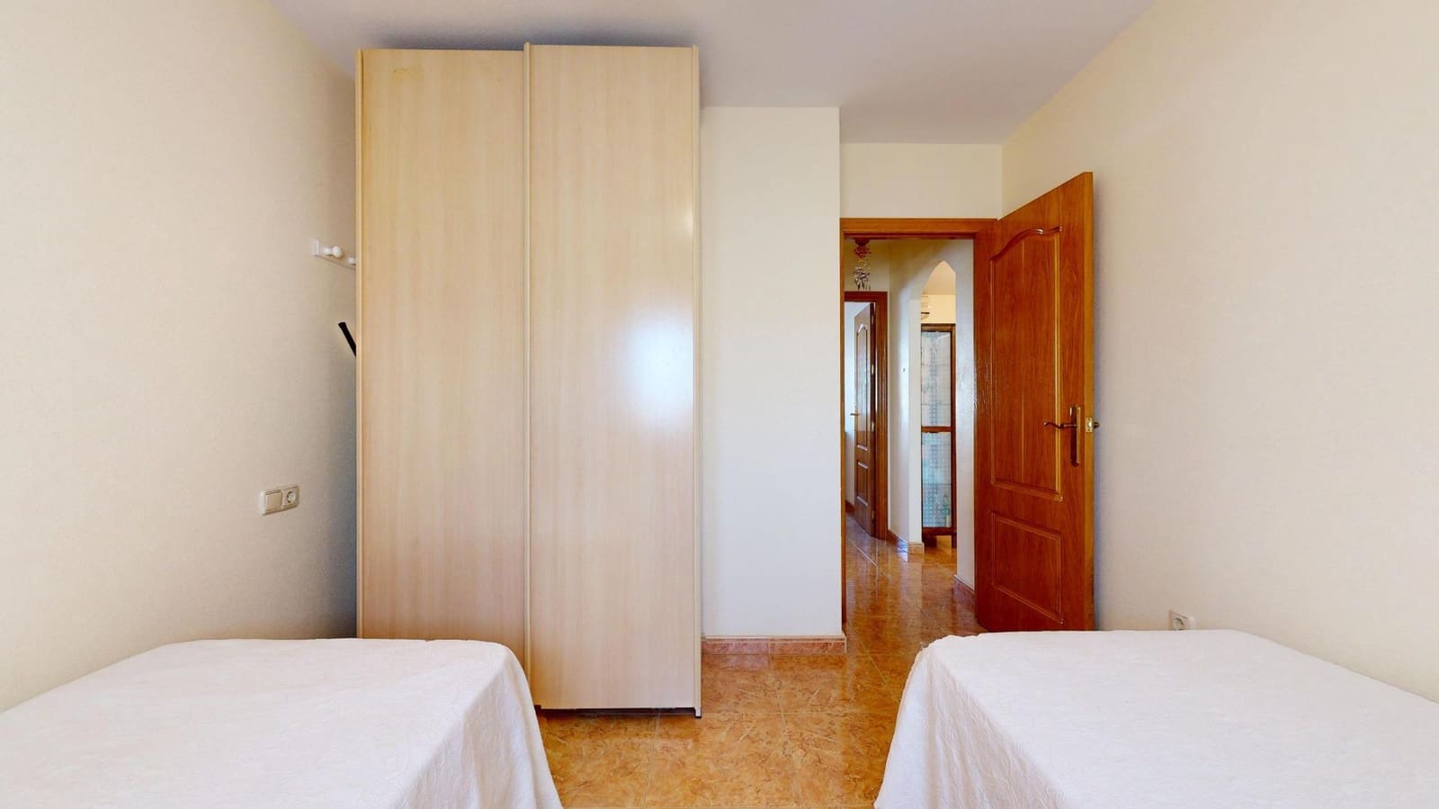 3 sypialnia Apartament na sprzedaż w Los Cuarteros z basenem garażem - 220 000 € (Ref: 9353639)