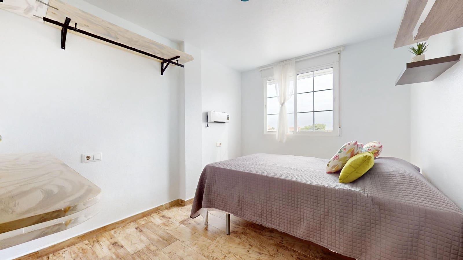 2 makuuhuone Kattohuoneisto myytävänä paikassa Pilar de la Horadada mukana 
autotalli - 134 900 € (Ref: 9355866)