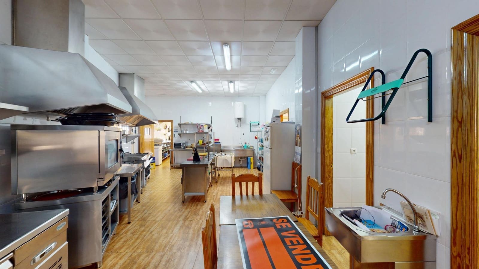 Erhverv til salg i Fuente Alamo de Murcia - € 165.000 (Ref: 9401084)