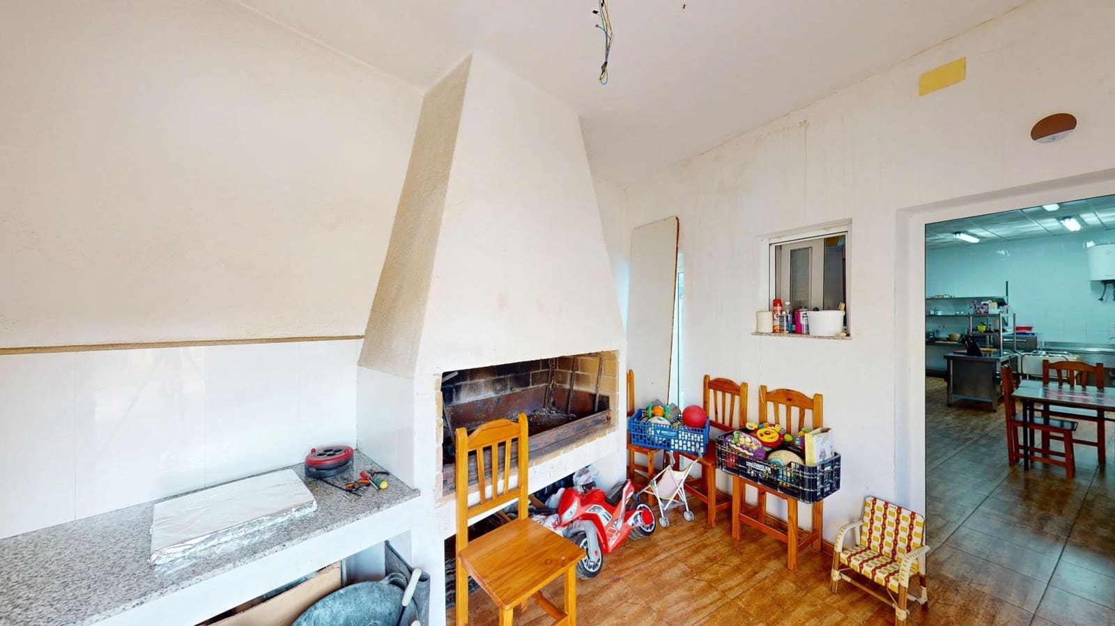 Comercial para venda em Fuente Alamo de Murcia - 165 000 € (Ref: 9401084)