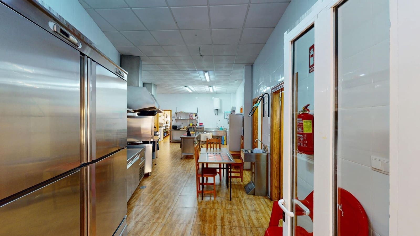 Local Comercial en Los Almagros en venta - 165.000 € (Ref: 9401084)