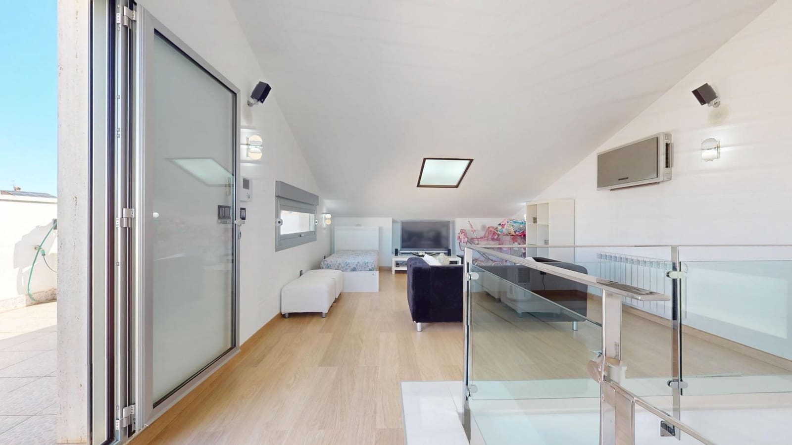 4 quarto Moradia para venda em Pilar de la Horadada com garagem - 325 000 € (Ref: 9431308)