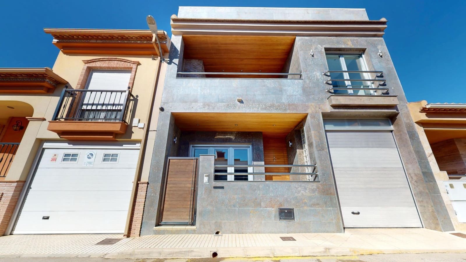 4 quarto Moradia para venda em Pilar de la Horadada com garagem - 325 000 € (Ref: 9431308)