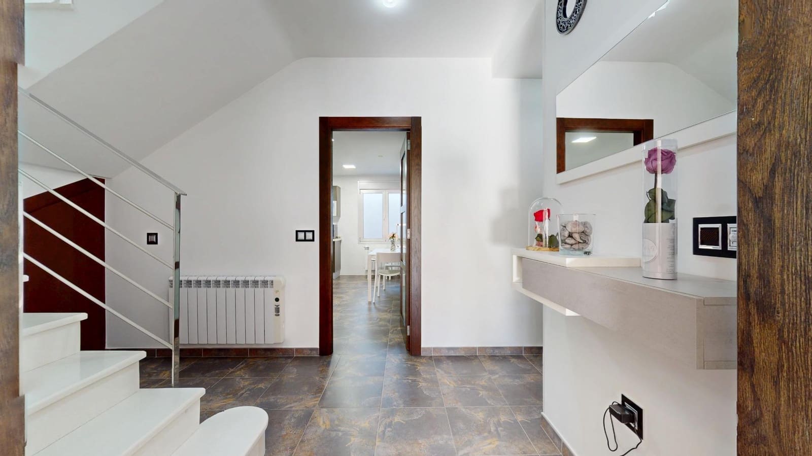 Chalet de 4 habitaciones en Pilar de la Horadada en venta con garaje - 325.000 € (Ref: 9431308)