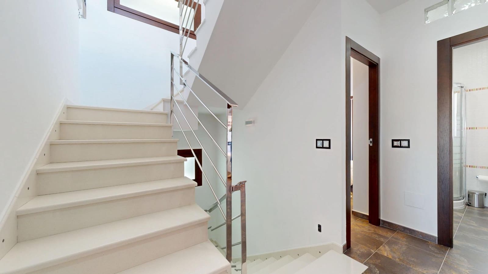 Chalet de 4 habitaciones en Pilar de la Horadada en venta con garaje - 325.000 € (Ref: 9431308)