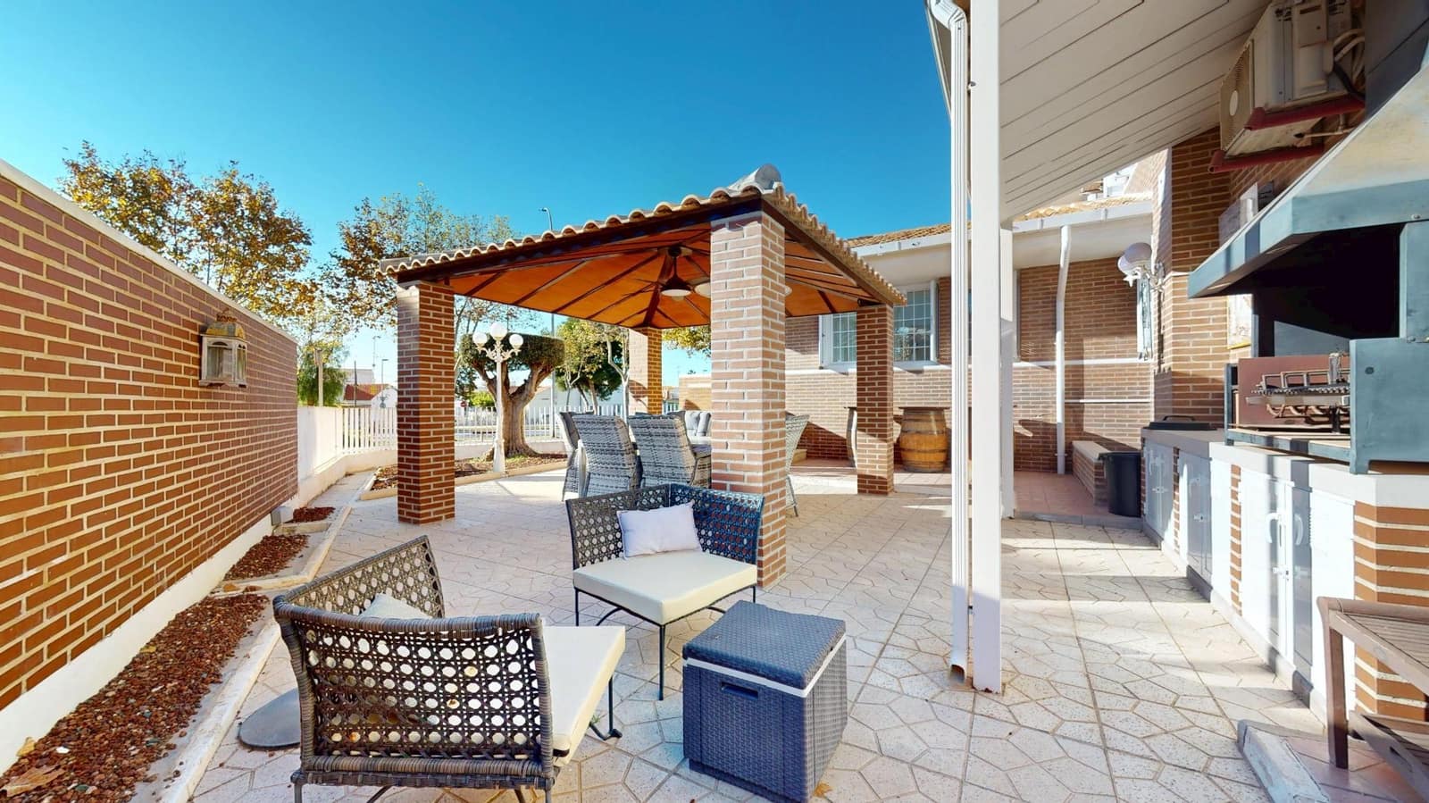 4 chambre Villa/Maison à vendre à Santiago de la Ribera avec piscine garage - 1 100 000 € (Ref: 9440159)