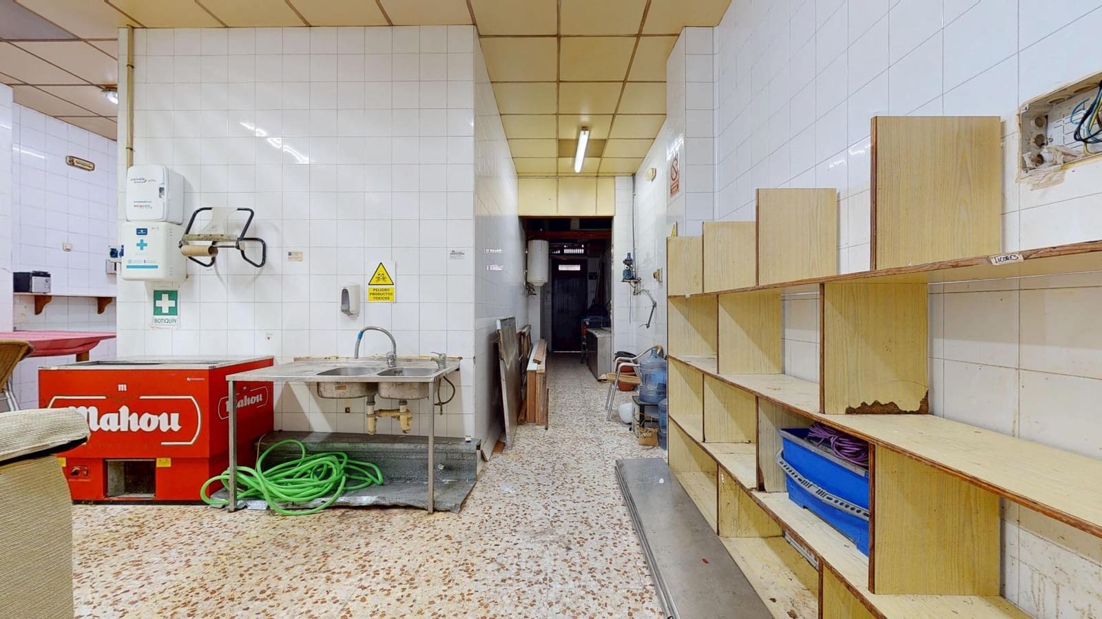 Commercieel te koop in Santiago de la Ribera - € 149.900 (Ref: 9449206)