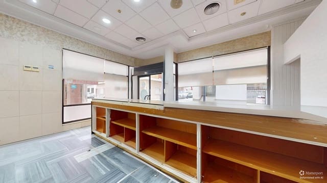 Commercieel te koop in Santiago de la Ribera, San Javier - € 149.900 (Ref: 9449206)