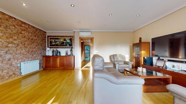 Adosado de 3 habitaciones en Pilar de la Horadada en venta con garaje - 339.900 € (Ref: 9462107)